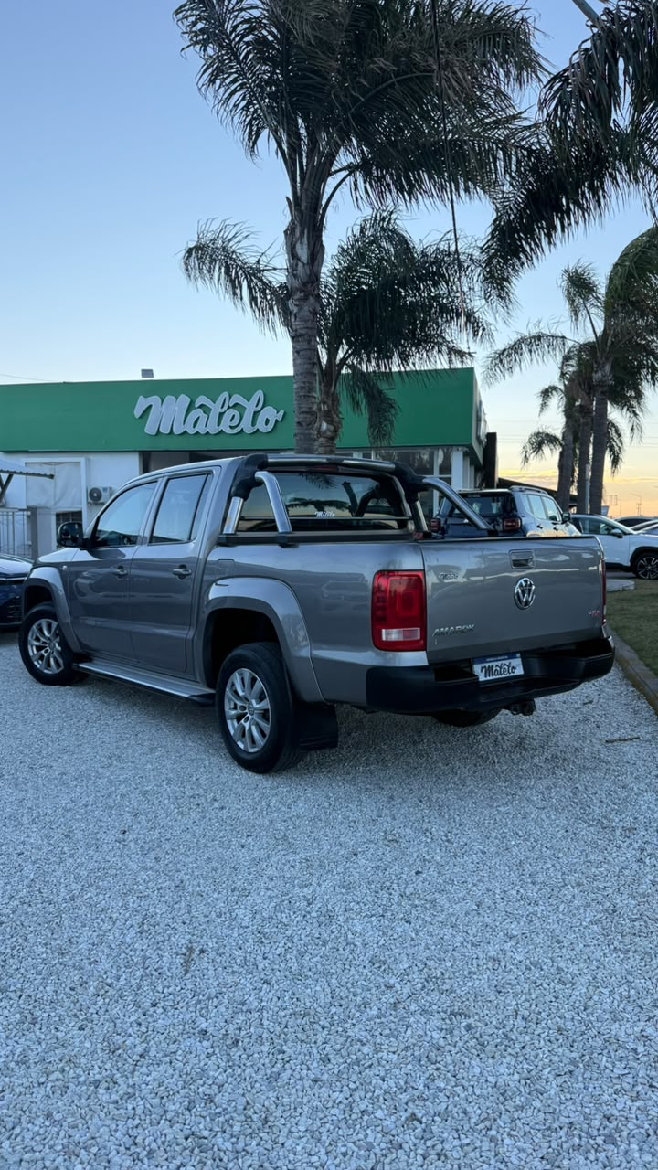 VOLKSWAGEN - AMAROK   2.0  TDI  180CV  - MANUAL  - 2018